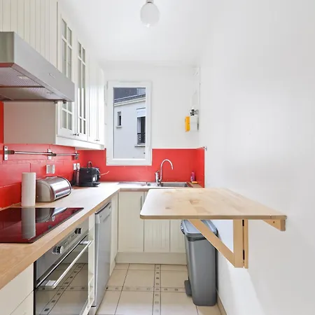 Appartement Haussmannien Lumineux Avec Balcon Proche Montmartre